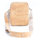 mens bag showing adjustable straps